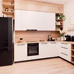 Harmony Apartment/9 Guests/ 4 Bedroom / Riga Old Town